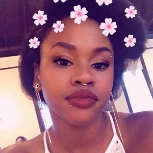 Meet your Posher, Aja